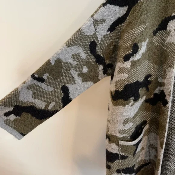 Anthropologie Green and Black Cardigan Sweater - Picture 6 of 9